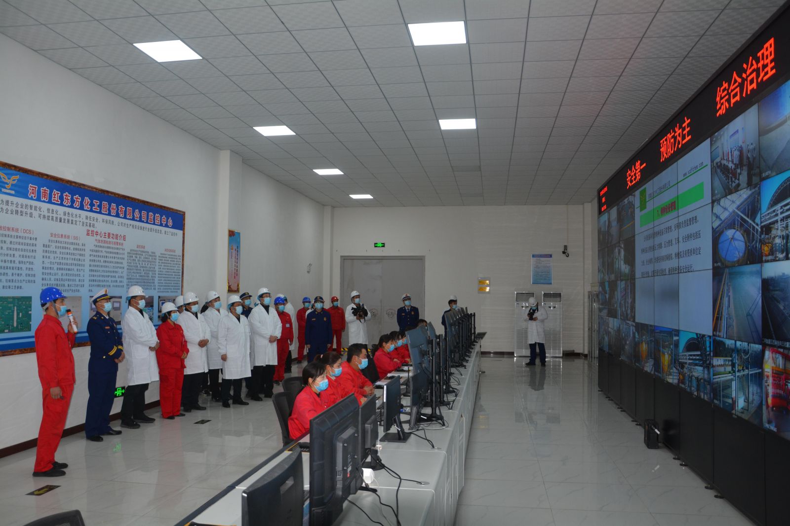 日韩精品一区二区三区色欲AV