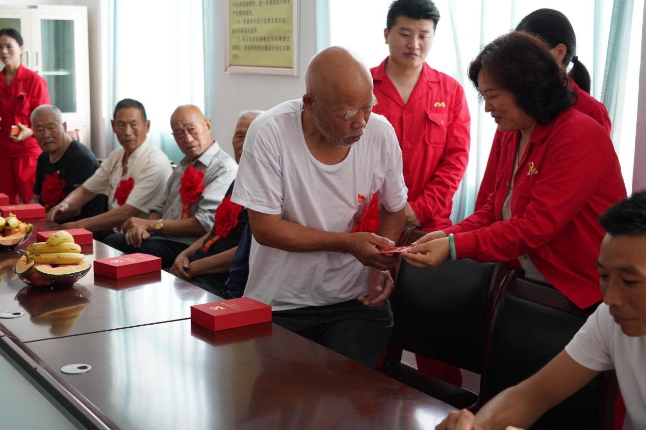 日韩精品一区二区三区色欲AV