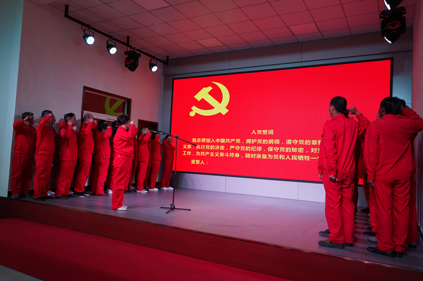 日韩精品一区二区三区色欲AV