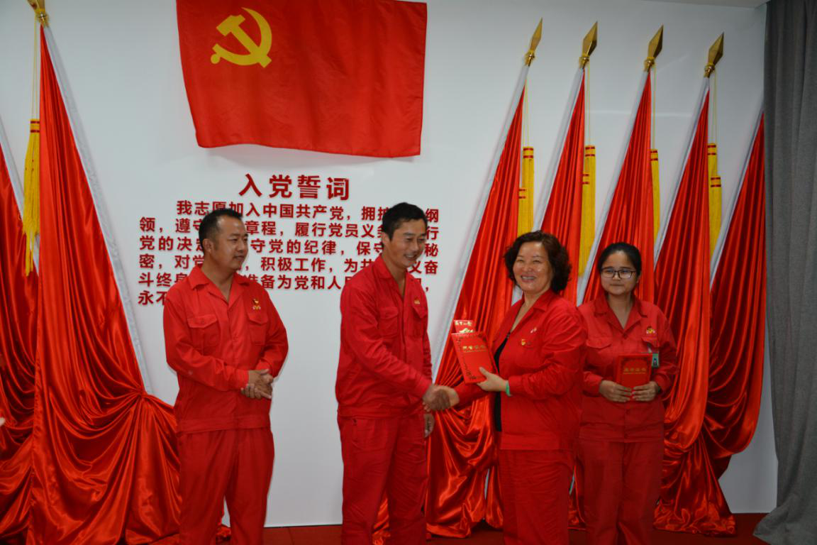 日韩精品一区二区三区色欲AV